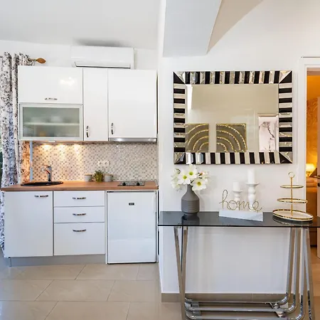 Renata Zadarvillas Villa