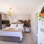 Renata Zadarvillas * Zaton (Zadar)