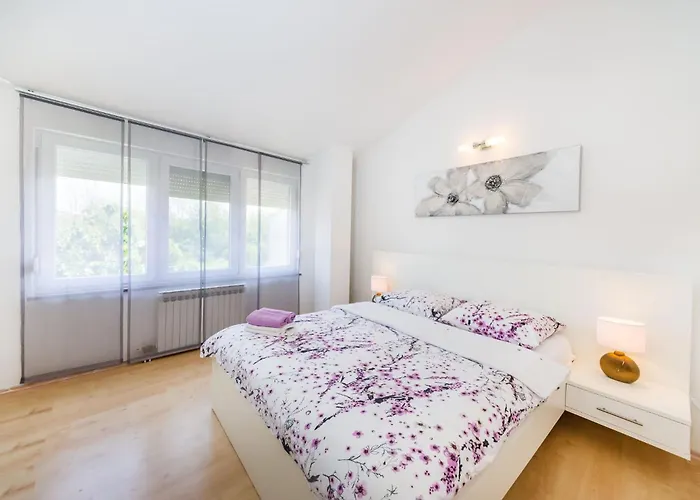 Renata Zadarvillas Zaton (Zadar)